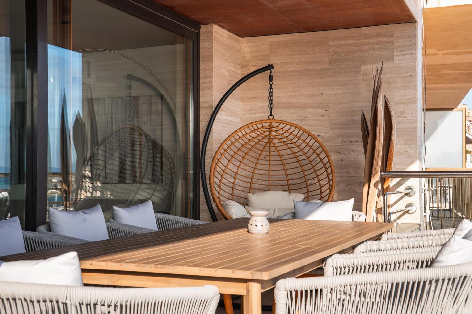 Luxury Sea View Apartment In Puerto De Alcudia Bagian luar foto